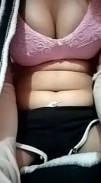 Shanvi Tyagi online show from 01.05.25