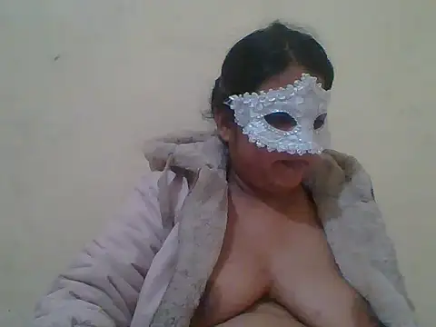 kamayanisingh24 online show from 12.27.24