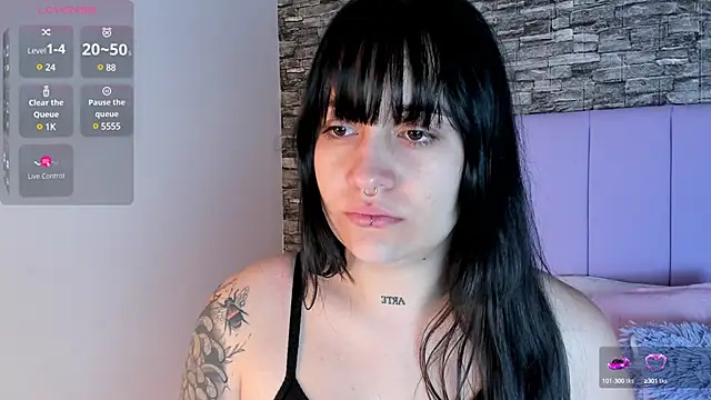 Snapshot of aurora_sweet2 chatting on 12.14.24 aurora sweet2 online show from 12.14.24