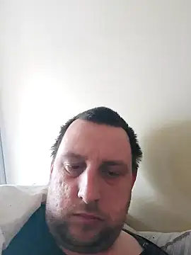 HE-M123 online show from 03.03.25