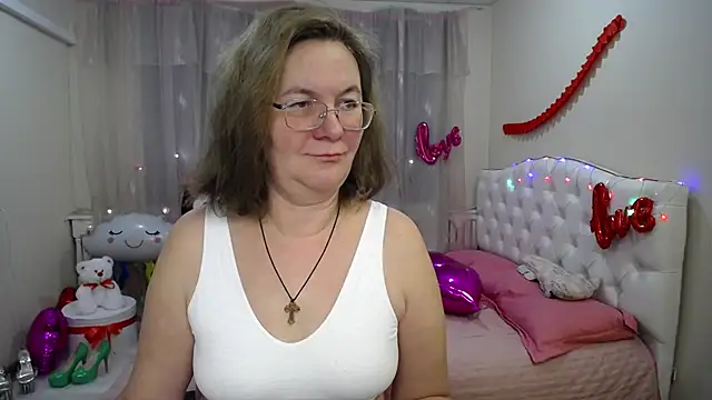 HolyMilfa online show from 02.16.25