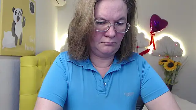 HolyMilfa online show from 03.07.25