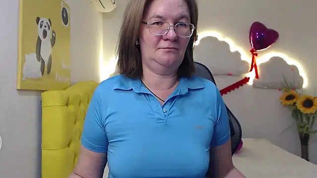 HolyMilfa online show from 03.20.25