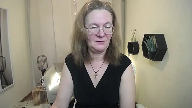 HolyMilfa online show from 02.17.26