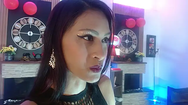 Snapshot of shantal_ray4 chatting on 02.19.25 shantal ray4 online show from 02.19.25