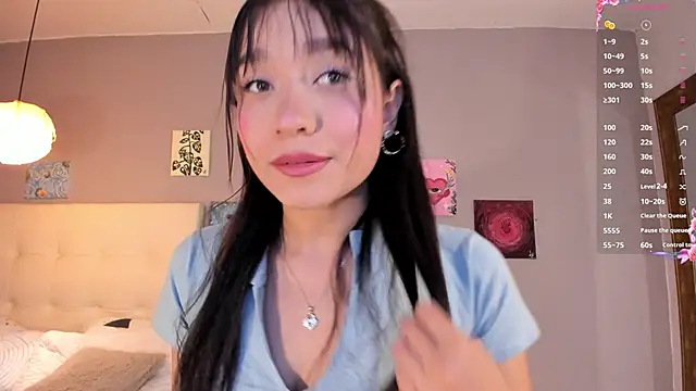 Snapshot of Maia_W10 chatting on 05.30.26 Maia W10 online show from 05.30.26