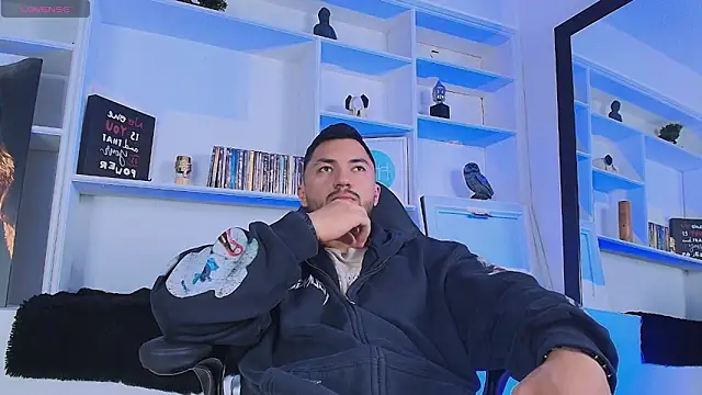 Snapshot of Regan__ chatting on 02.21.26 Regan online show from 02.21.26