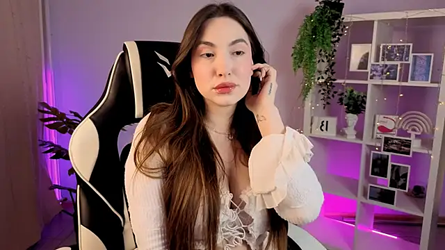 MelissaLovvv online show from 11.16.25