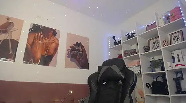 catalinapalencia online show from 02.22.25