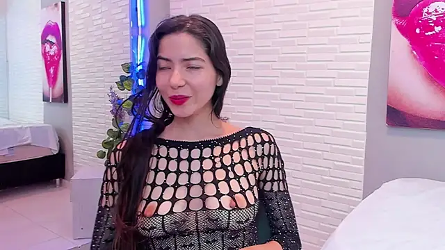 sweetieandjuicyy online show from 03.13.25