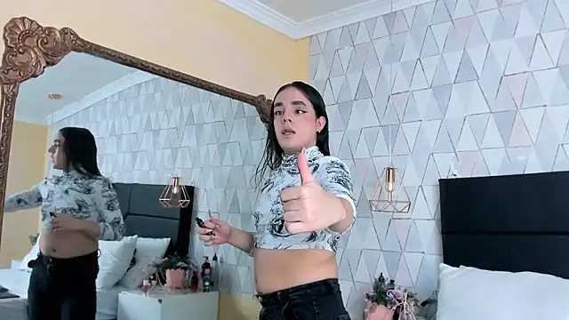 JustinePerry online show from 04.12.26