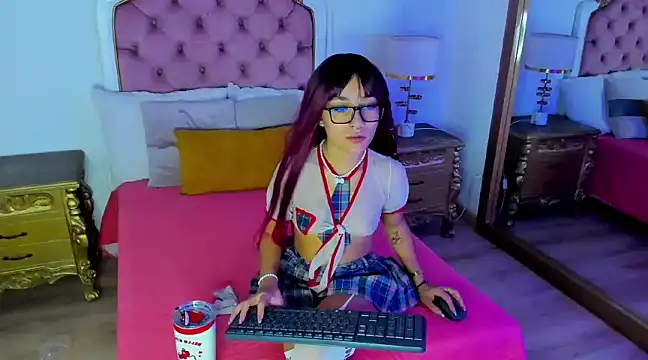 Snapshot of Candy5Girl chatting on 03.06.25 Candy5Girl online show from 03.06.25