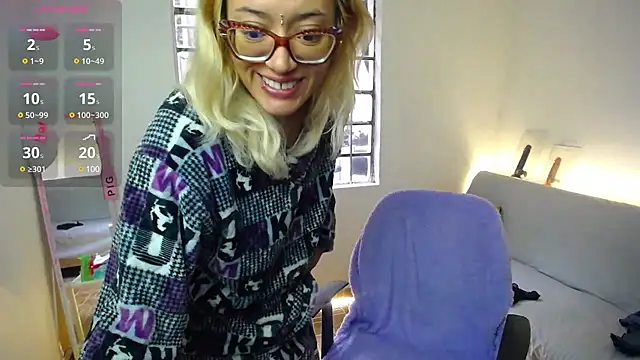 Snapshot of 911Calling chatting on 12.17.24 911Calling online show from 12.17.24