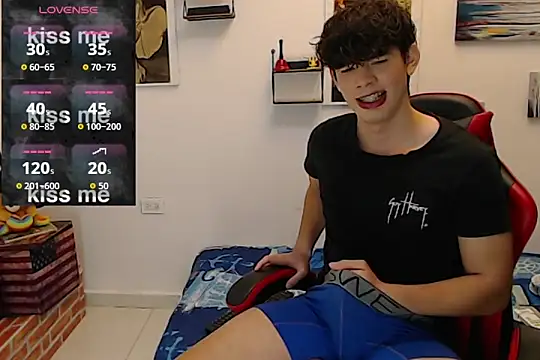 Angelo-cianuro- online show from 09.26.25