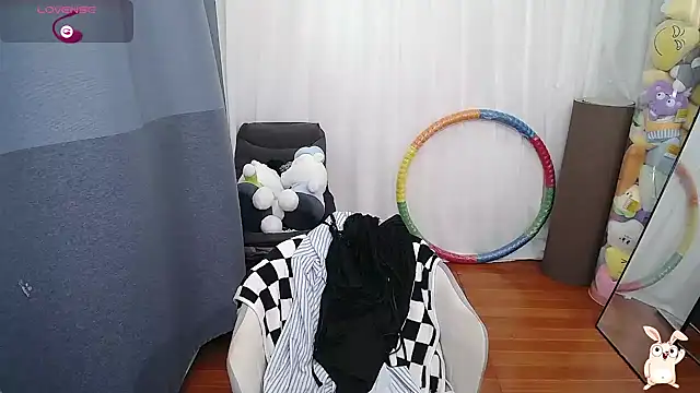 Snapshot of CN-Doudou chatting on 10.01.25 CN-Doudou online show from 10.01.25