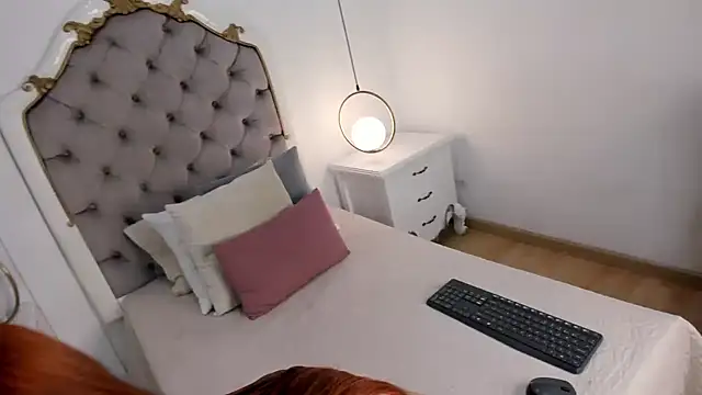 Snapshot of _ambar_Adamss chatting on 12.23.24 ambar Adamss online show from 12.23.24
