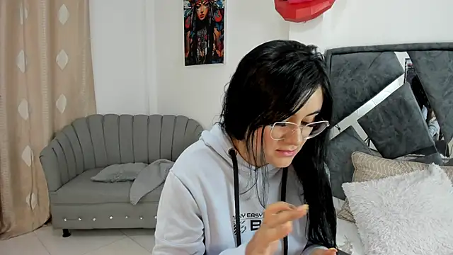 Snapshot of Dulce_amg chatting on 05.19.26 Dulce amg online show from 05.19.26