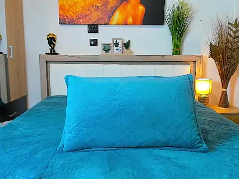 Snapshot of sweetangell69_ chatting on 02.02.25 sweetangell69 online show from 02.02.25