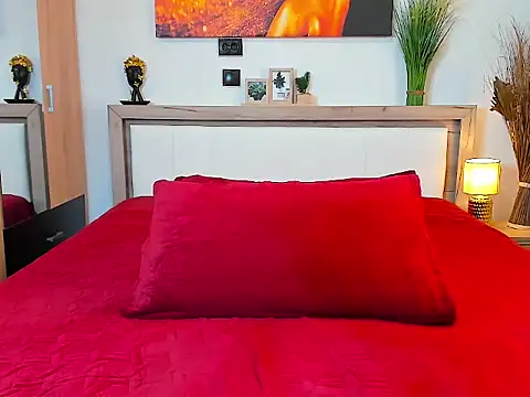 Snapshot of sweetangell69_ chatting on 02.06.25 sweetangell69 online show from 02.06.25