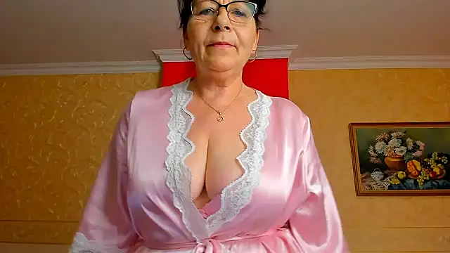 Snapshot of sweetangell69_ chatting on 06.14.26 sweetangell69 online show from 06.14.26