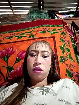 samy-blonde online show from 10.17.25