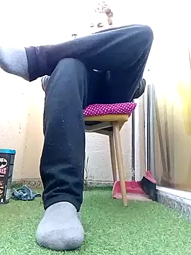 Snapshot of Lovely_milk chatting on 12.20.24 Lovely milk online show from 12.20.24