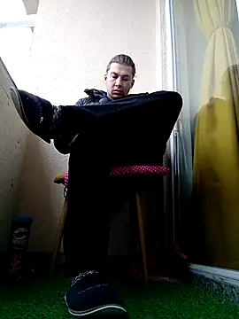 Snapshot of Lovely_milk chatting on 12.23.24 Lovely milk online show from 12.23.24