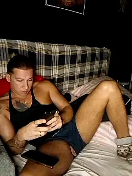 Snapshot of Lovely_milk chatting on 12.24.24 Lovely milk online show from 12.24.24