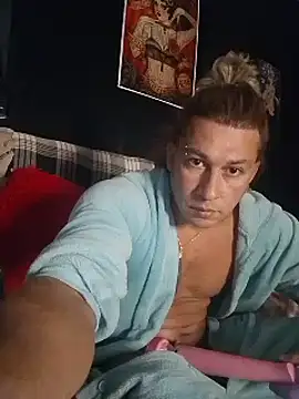 Snapshot of Lovely_milk chatting on 01.01.25 Lovely milk online show from 01.01.25