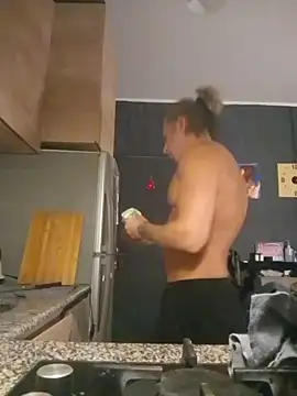 Snapshot of Lovely_milk chatting on 01.05.25 Lovely milk online show from 01.05.25