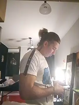 Snapshot of Lovely_milk chatting on 01.06.25 Lovely milk online show from 01.06.25