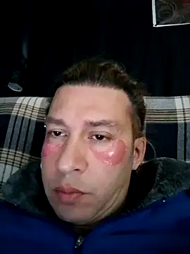 Snapshot of Lovely_milk chatting on 01.18.25 Lovely milk online show from 01.18.25