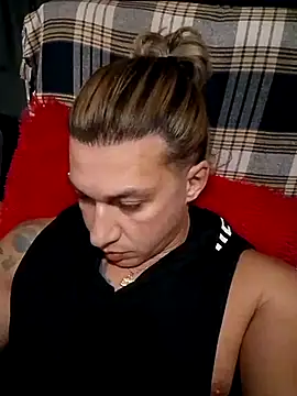 Snapshot of Lovely_milk chatting on 01.21.25 Lovely milk online show from 01.21.25