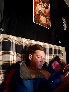 Snapshot of Lovely_milk chatting on 01.28.25 Lovely milk online show from 01.28.25