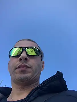 Snapshot of Lovely_milk chatting on 02.28.25 Lovely milk online show from 02.28.25