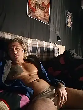 Snapshot of Lovely_milk chatting on 03.01.25 Lovely milk online show from 03.01.25