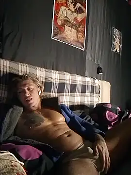 Snapshot of Lovely_milk chatting on 03.03.25 Lovely milk online show from 03.03.25