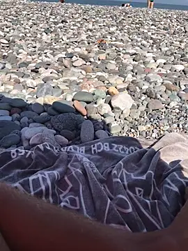 Snapshot of Lovely_milk chatting on 09.11.25 Lovely milk online show from 09.11.25