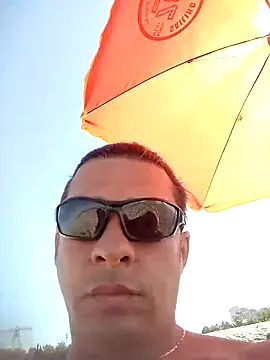 Snapshot of Lovely_milk chatting on 09.17.25 Lovely milk online show from 09.17.25