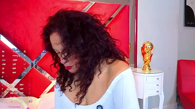 Snapshot of Kasandra_Gomez chatting on 07.15.26 Kasandra Gomez online show from 07.15.26
