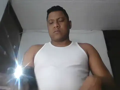 latinblack01 online show from 11.02.25