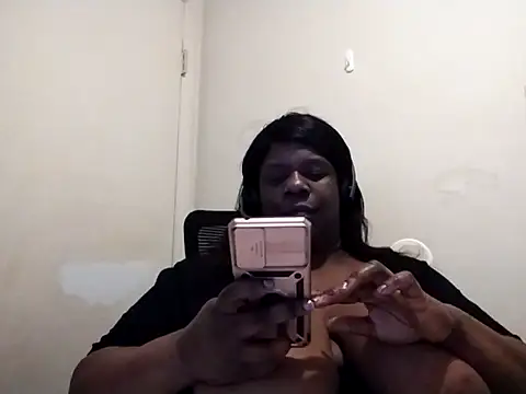 whitwhit86 online show from 10.24.25