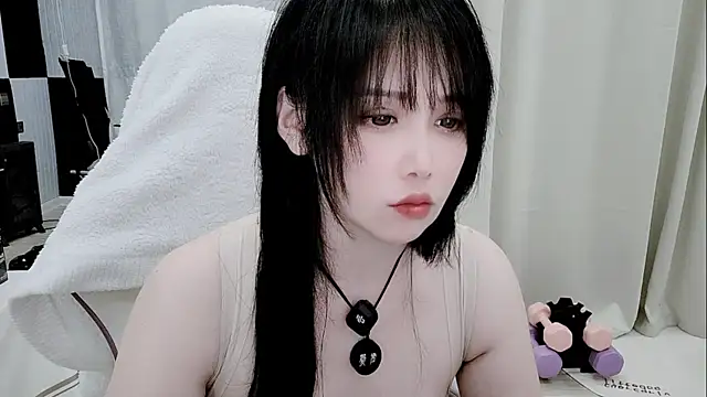 Snapshot of Vaness-a chatting on 06.01.26 Vaness-a online show from 06.01.26