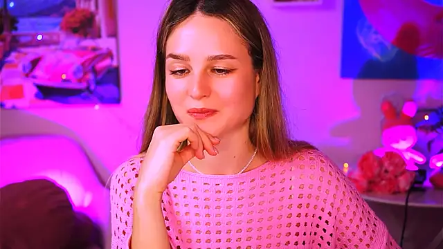 DeboraLarson online show from 01.28.25