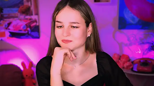 DeboraLarson online show from 02.02.25