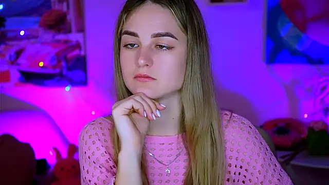 DeboraLarson online show from 02.15.25