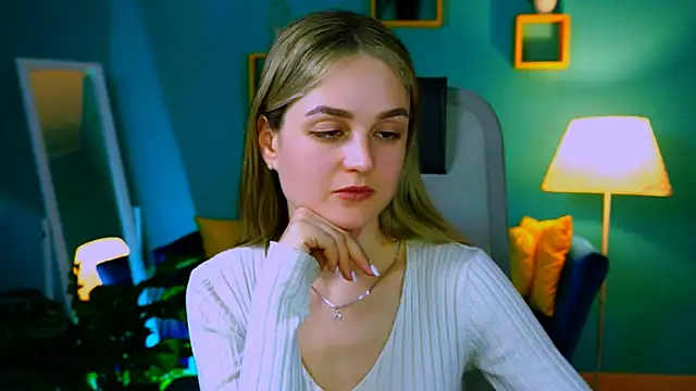 DeboraLarson online show from 03.09.25