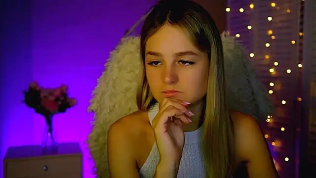 DeboraLarson online show from 11.30.25