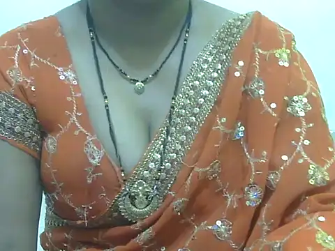 Snapshot of HOT-SEEMAA chatting on 06.23.26 HOT-SEEMAA online show from 06.23.26