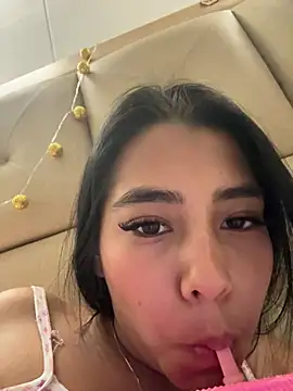 Snapshot of darsha_90 chatting on 12.24.24 darsha 90 online show from 12.24.24